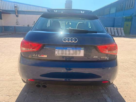 AUDI A1 1.4 TFSI ATTRACTION 16V 122CV GASOLINA 2P AUTOMÁTICO